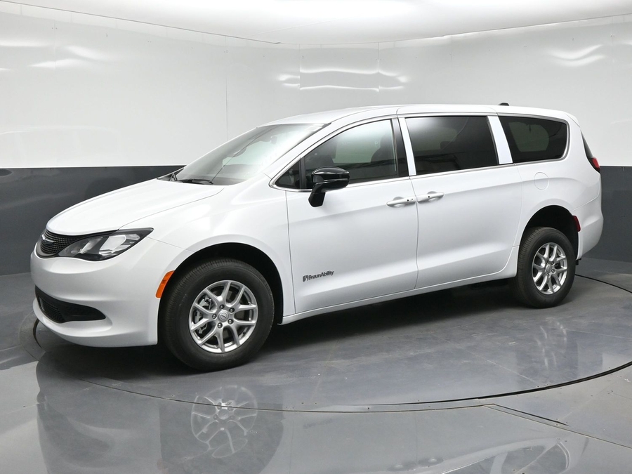 New 2026 Chrysler Voyager LX - BraunAbility Rear Entry Fold Out Manual Ramp