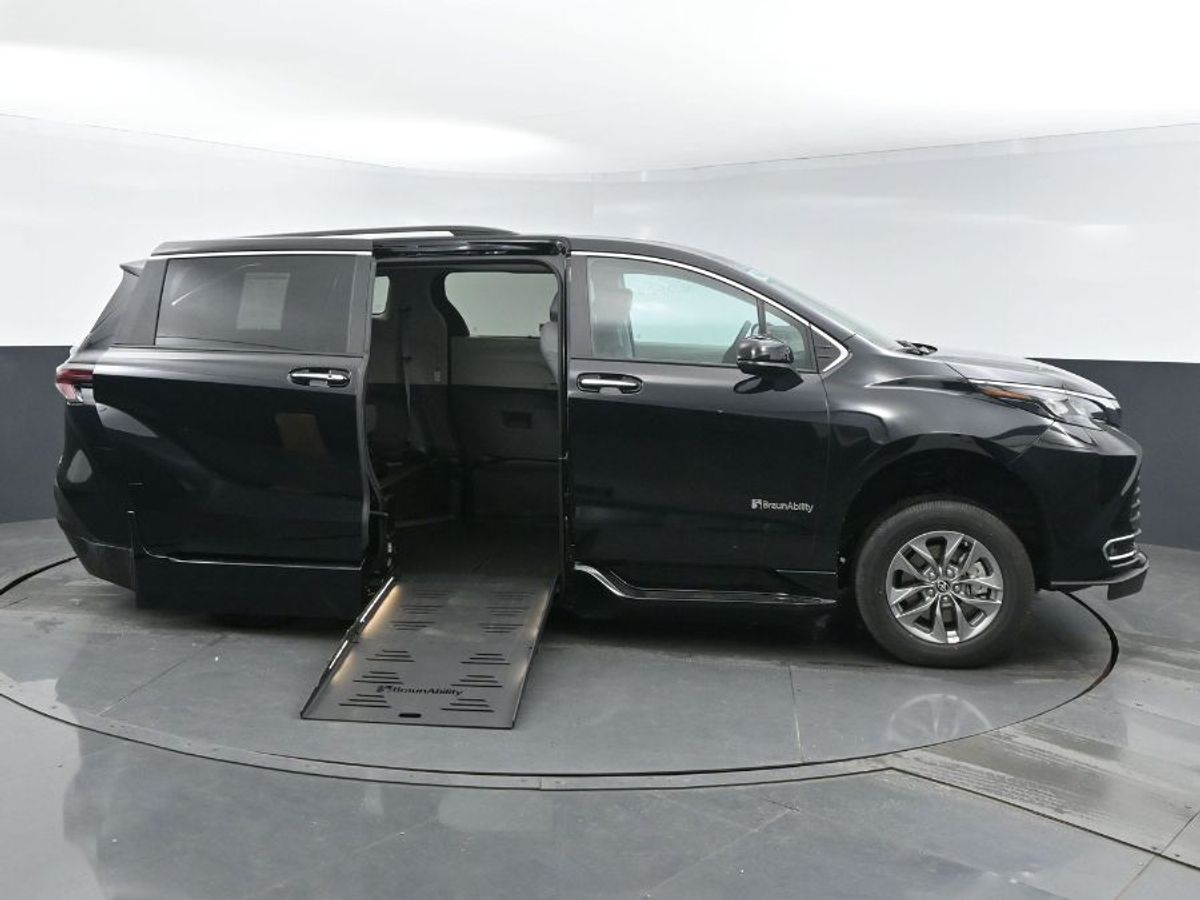 Black Toyota Sienna with Side Entry Automatic Fold Out ramp