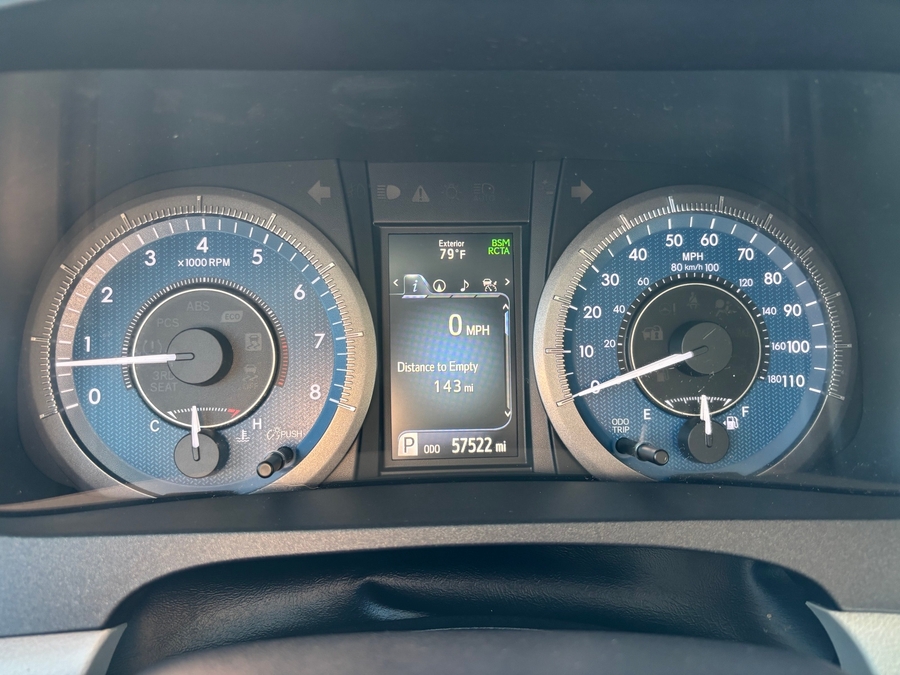 Used 2018 Toyota Sienna XLE - VMI Side Entry Entry In Floor Manual Ramp