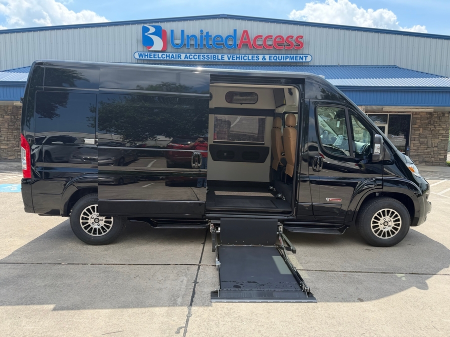 New 2025 Ram ProMaster Tradesman 2500 -  Side Entry Entry Lift Automatic Ramp