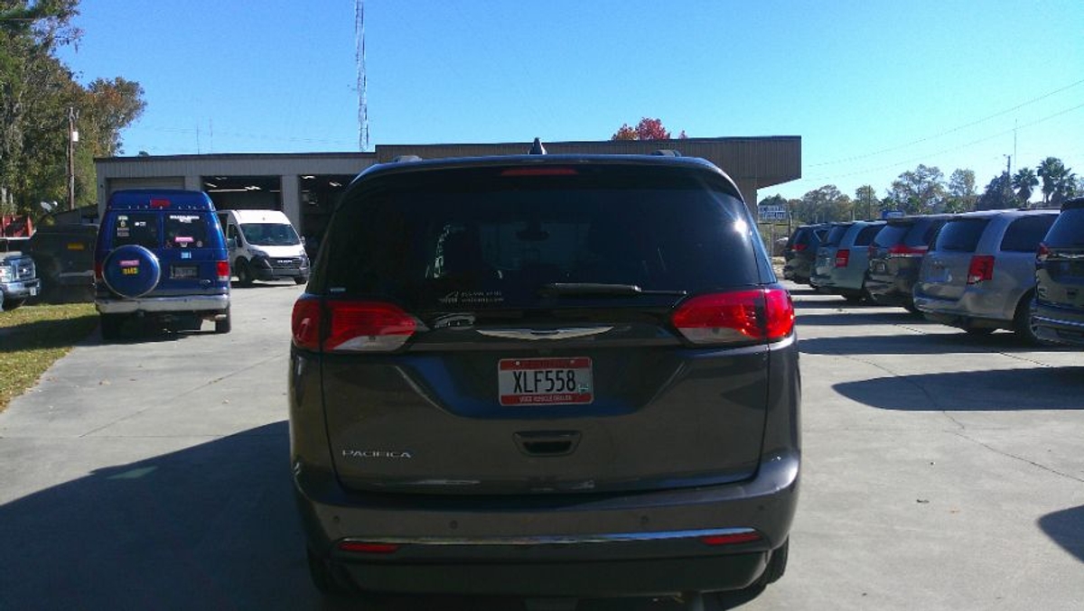 2023 CHRYSLER PACIFICA - Image 7