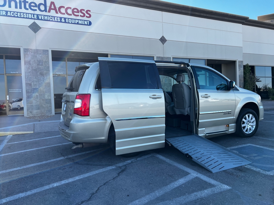 Used 2012 Chrysler Town and Country Touring-L - El Dorado  Entry  Ramp