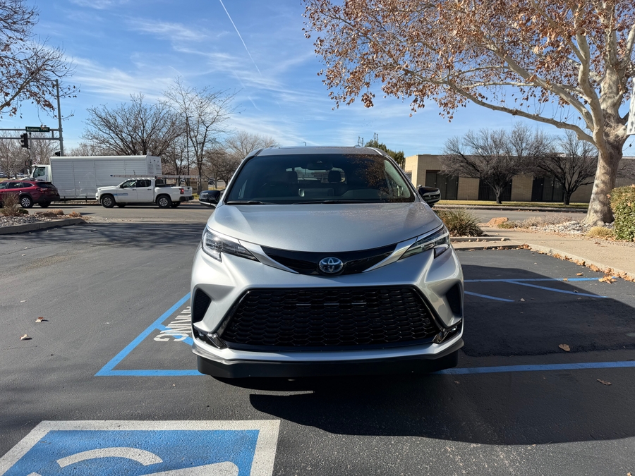 Used 2024 Toyota Sienna Hybrid XSE - VMI Side Entry Entry In Floor Automatic Ramp