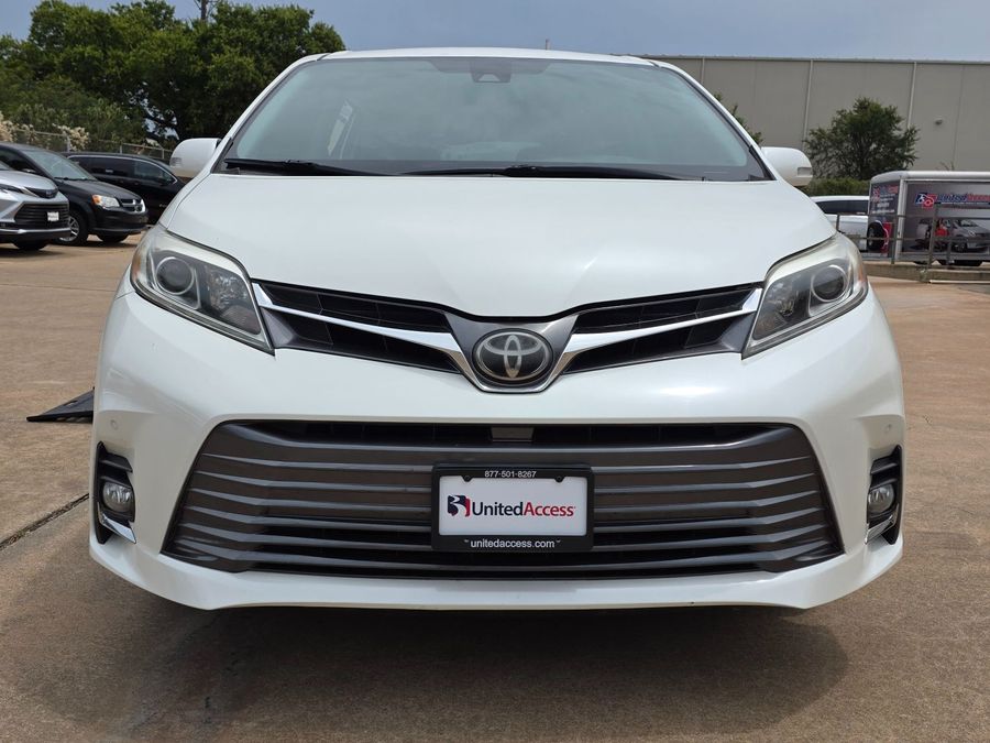 Used 2018 Toyota Sienna Limited - BraunAbility Side Entry Entry In Floor Automatic Ramp