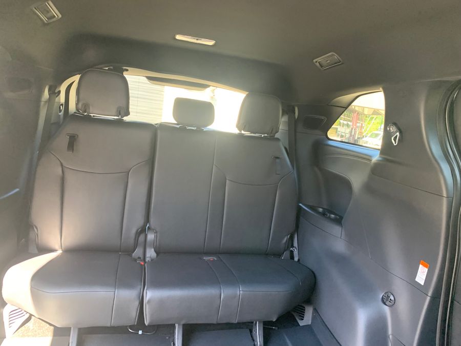 New 2025 Toyota Sienna Hybrid XLE Plus - VMI Side Entry Entry In Floor Automatic Ramp