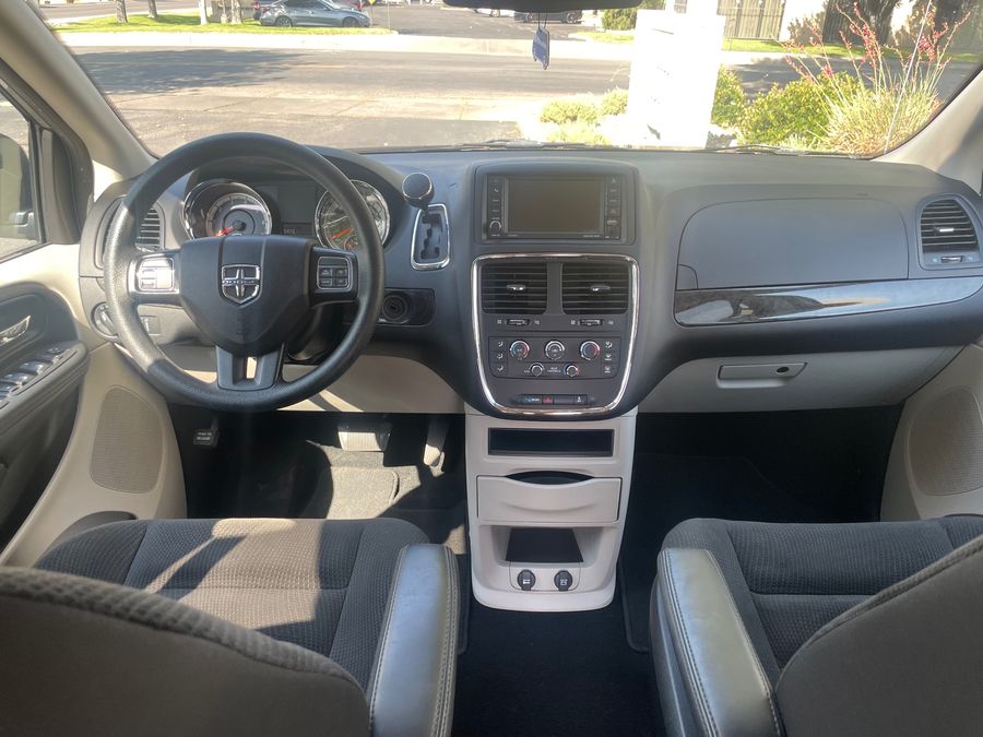 Used 2019 Dodge Grand Caravan SE - International Mobility Rear Entry Entry Fold Out Manual Ramp