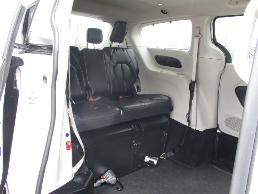 2022 CHRYSLER PACIFICA - Image 12