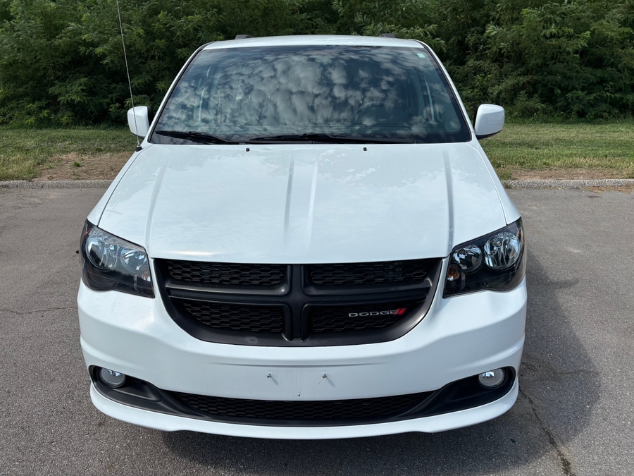 Used 2017 Dodge Grand Caravan SXT - BraunAbility Side Entry Fold Out Automatic Ramp