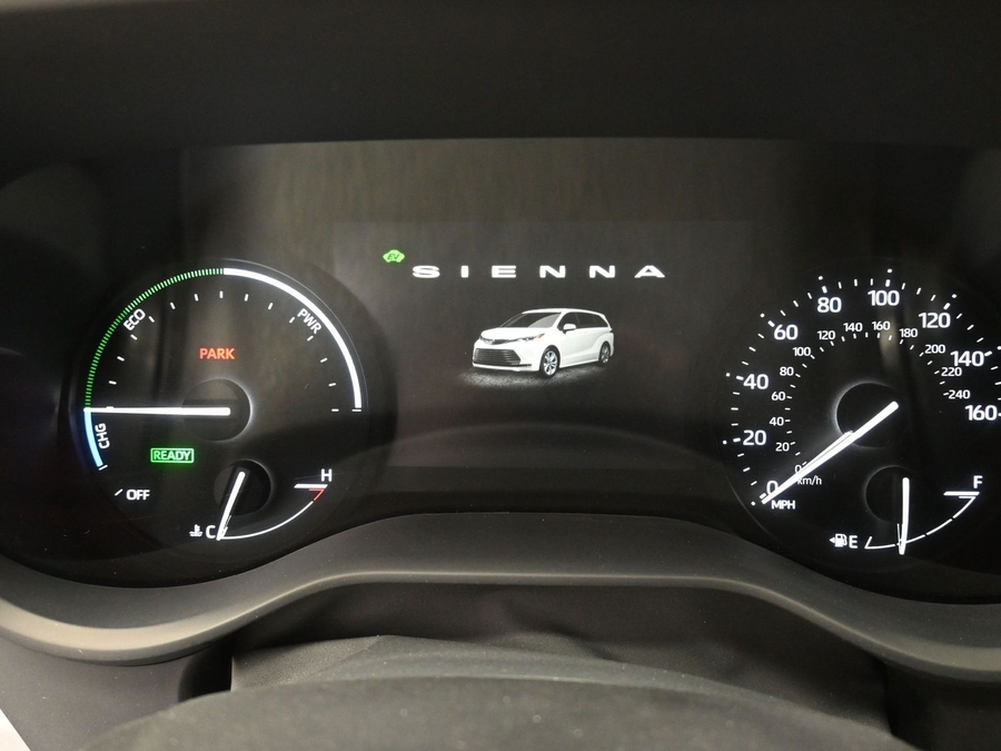 Black Toyota Sienna image number 12