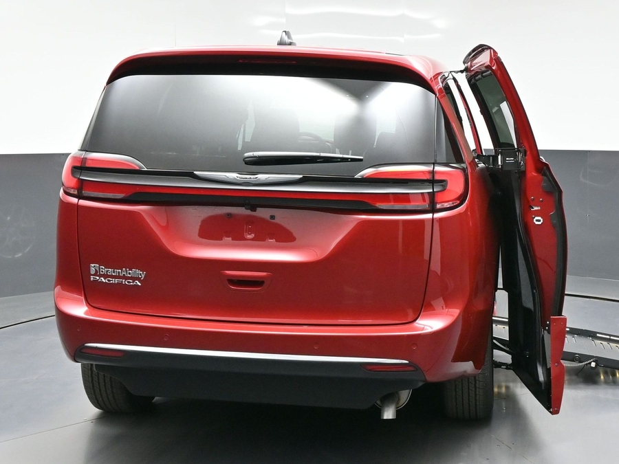 Red Chrysler Pacifica image number 5