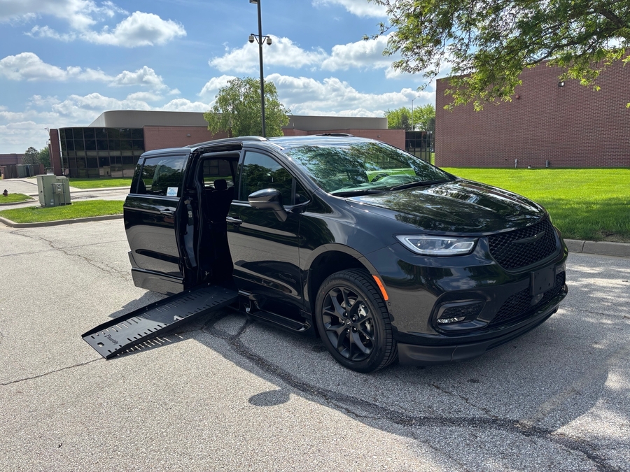 Used 2023 Chrysler Pacifica Touring L Sport - BraunAbility Side Entry Entry Fold Out Automatic Ramp