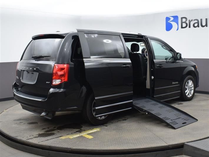 Michigan Handicap Vans for Sale [New & Used Wheelchair Vans