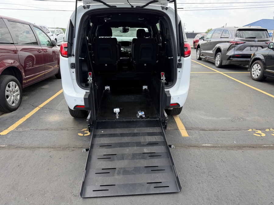 Used 2024 Chrysler Pacifica Touring - FR Conversions Rear Entry Entry Fold Out Manual Ramp