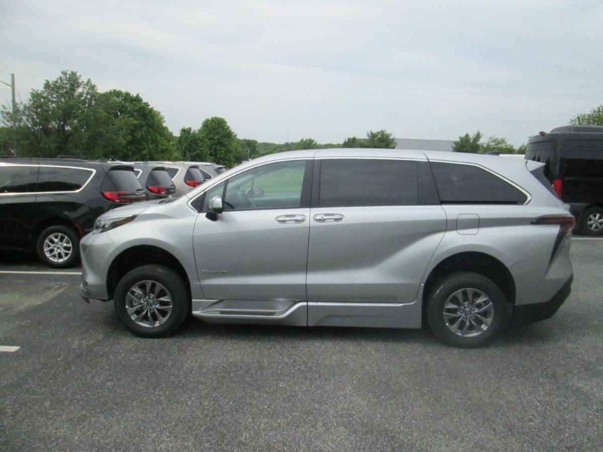 Silver Toyota Sienna with Side Entry Automatic Fold Out ramp