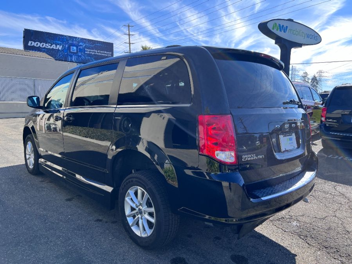 2019 DODGE GRAND CARAVAN - Image 5