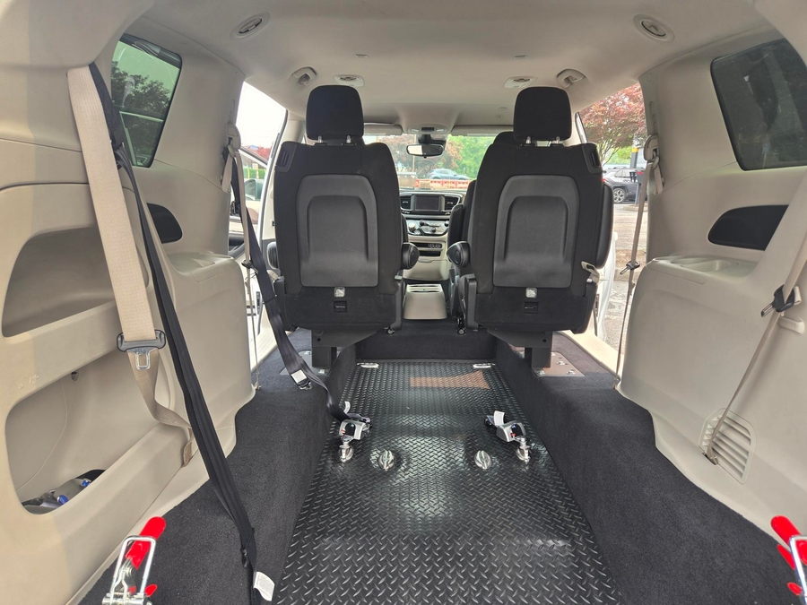 Used 2023 Chrysler Voyager LX - ATS Commercial Rear Entry Fold Out Manual Ramp