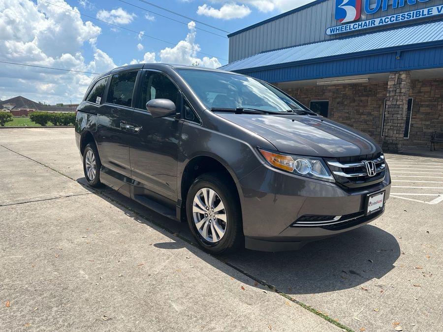 Used 2016 Honda Odyssey EX-L - VMI Side Entry Entry In Floor Automatic Ramp