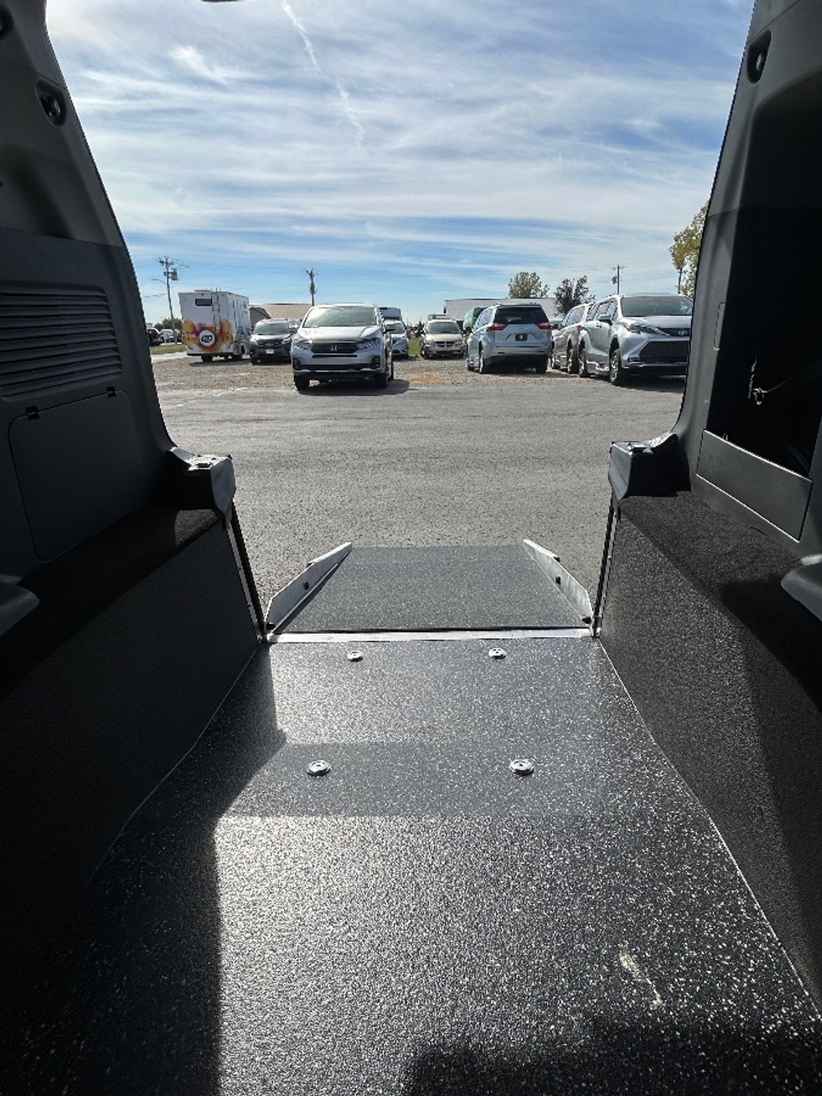 2023 TOYOTA SIENNA - Image 21