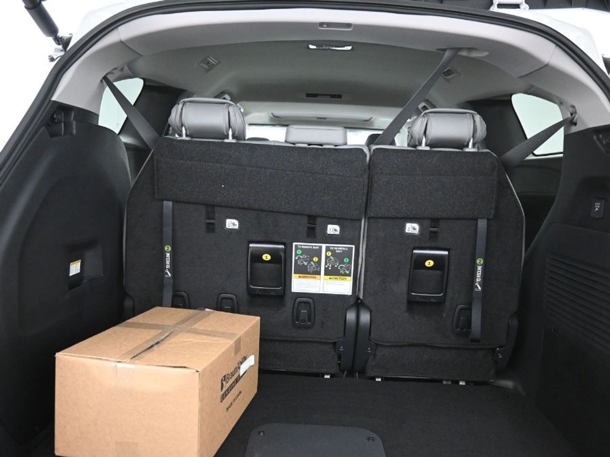 2025 TOYOTA SIENNA - Image 14