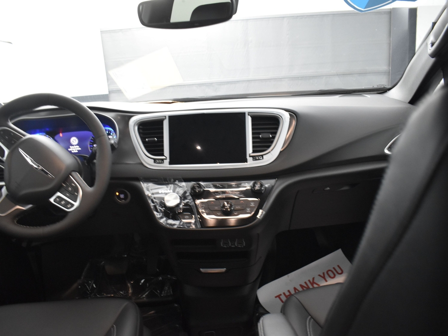 New 2025 Chrysler Voyager LX - BraunAbility Commercial Side Entry Entry In Floor Manual Ramp