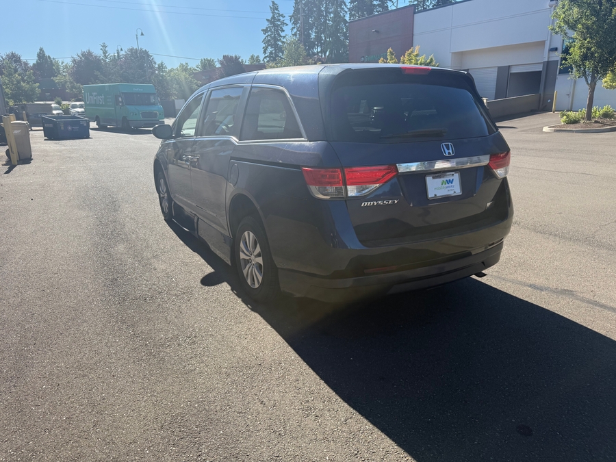 Celestial Blue Metallic Honda Odyssey image number 7