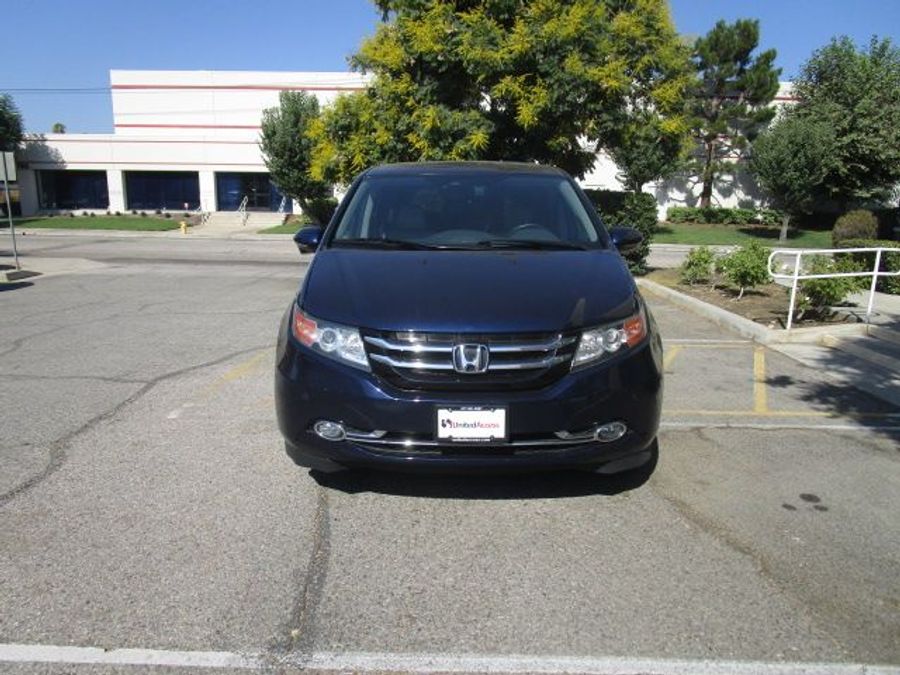 Used 2016 Honda Odyssey Touring - VMI Side Entry Entry In Floor Automatic Ramp