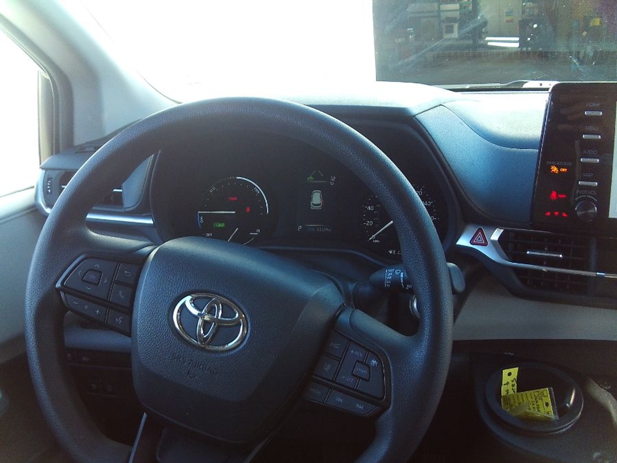 2022 TOYOTA SIENNA - Image 12