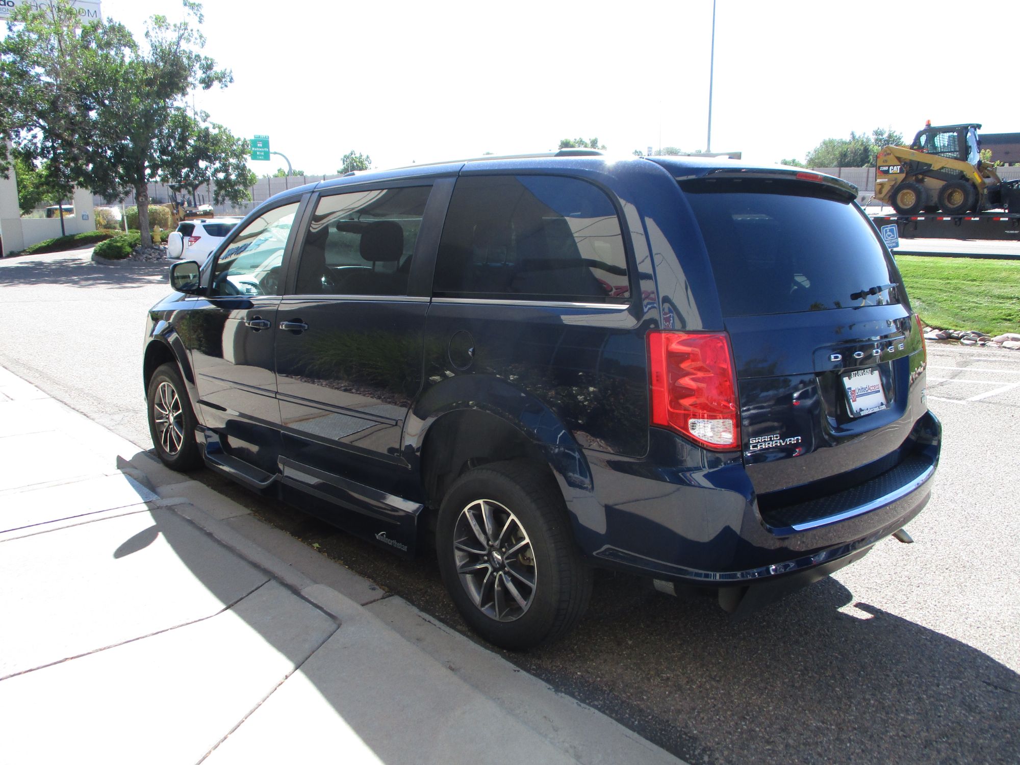 Used 2017 Dodge Grand Caravan SXT - VMI Side Entry Entry In Floor Automatic Ramp