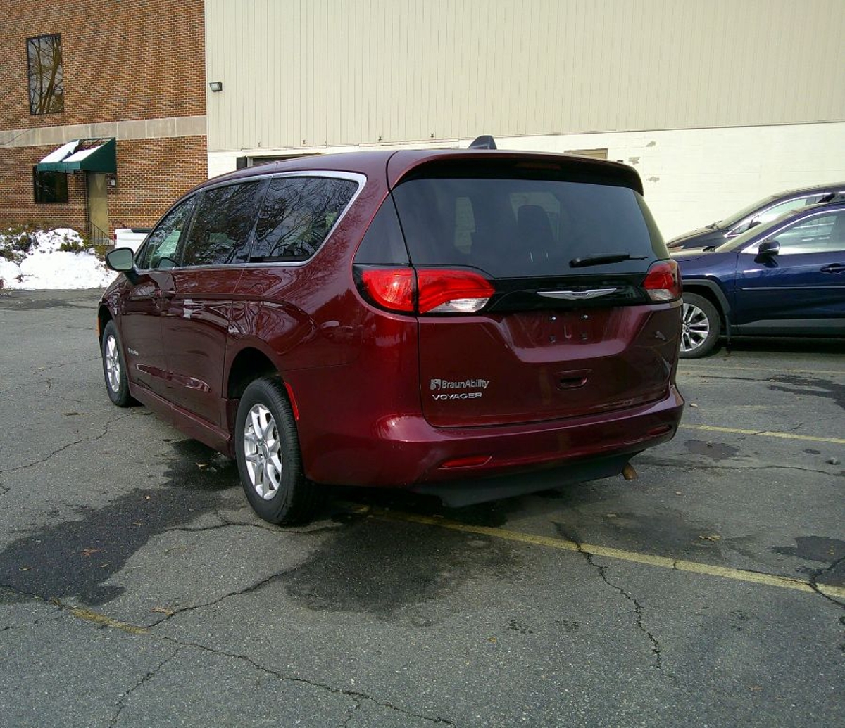 2022 CHRYSLER VOYAGER - Image 10