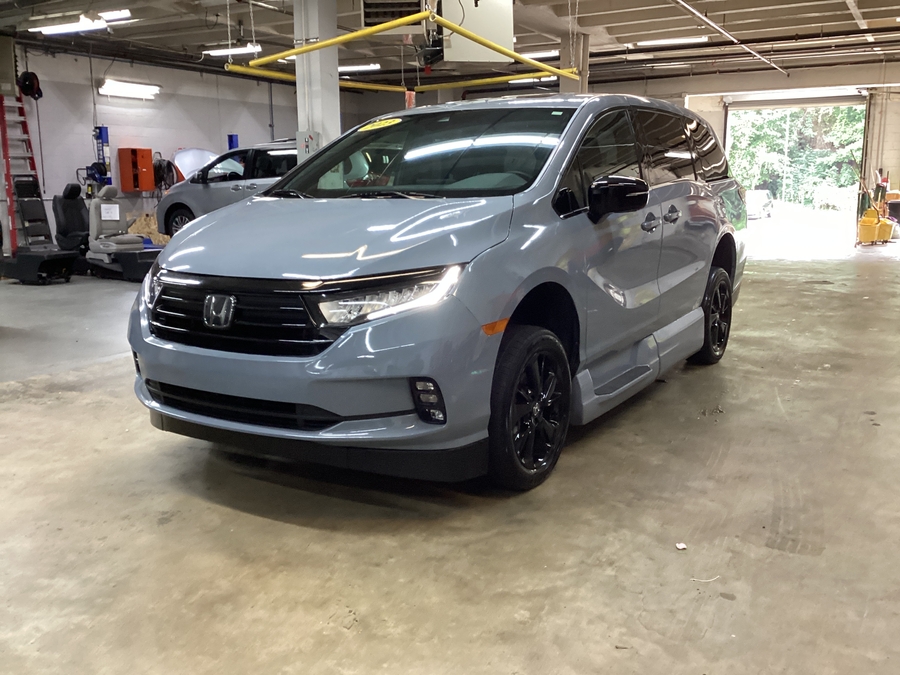  Honda Odyssey image number 1