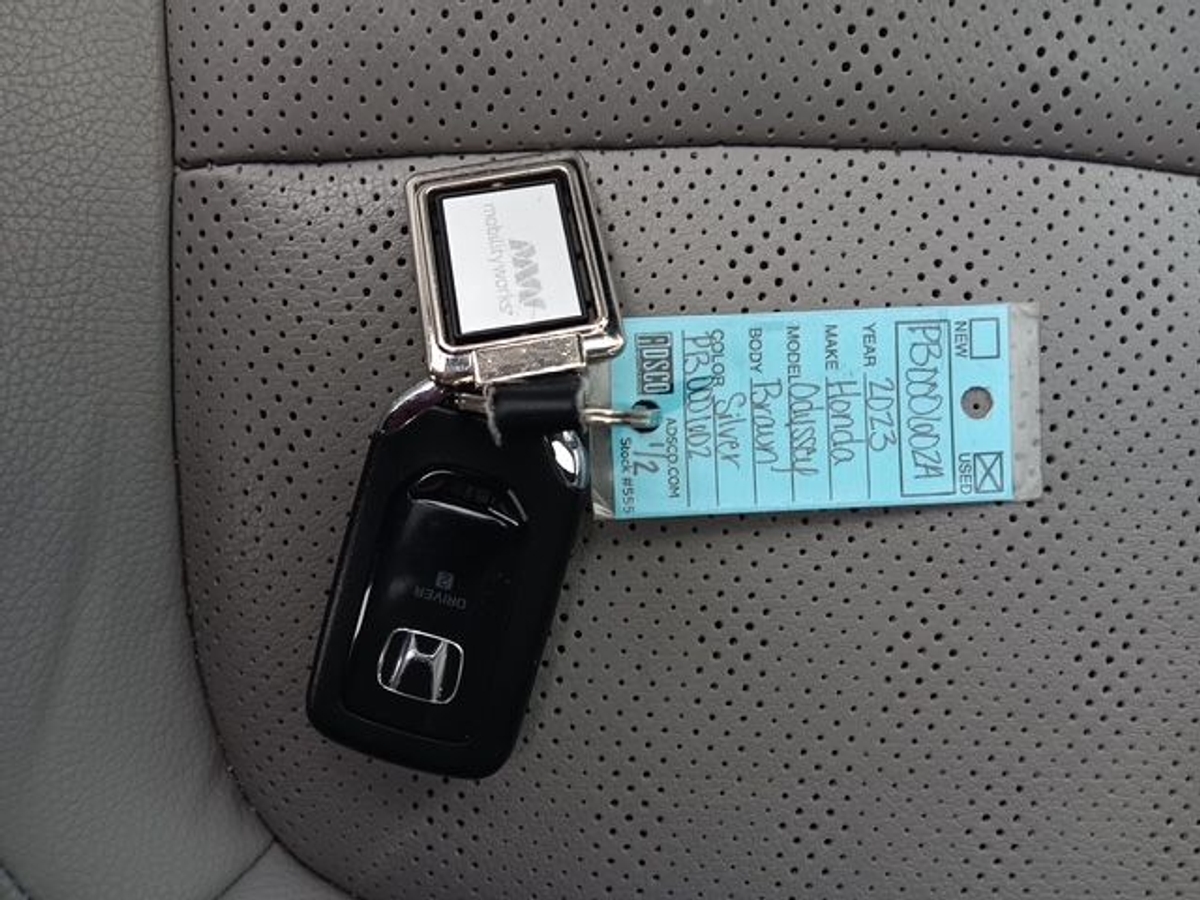 2023 HONDA ODYSSEY - Image 11