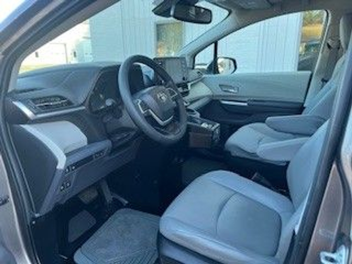 2022 TOYOTA SIENNA - Image 14