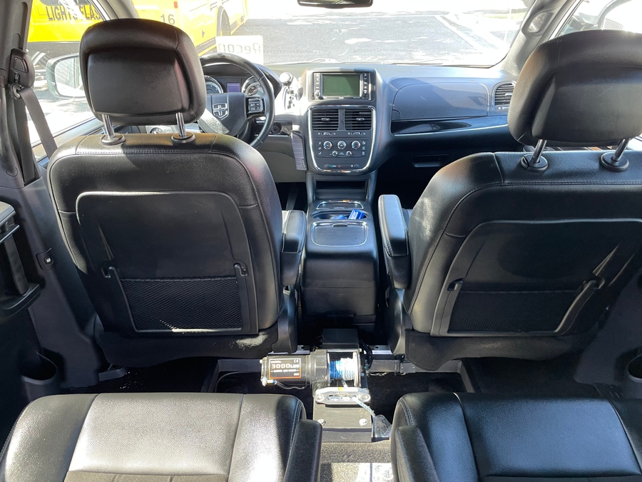 Used 2019 Dodge Grand Caravan SXT - VMI Side Entry Fold Out Manual Ramp