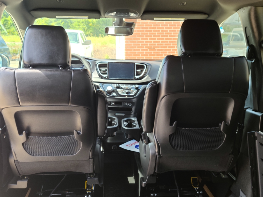 Used 2025 Chrysler Voyager LX - BraunAbility Side Entry Fold Out Automatic Ramp