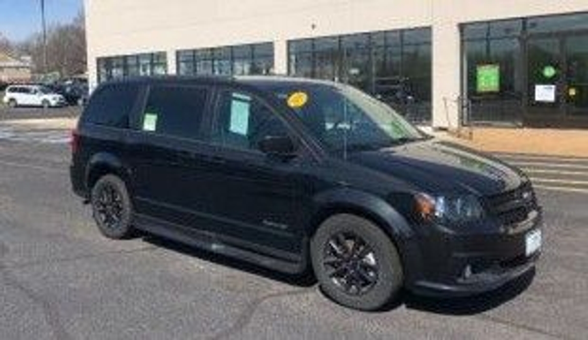 2019 DODGE GRAND CARAVAN - Image 2