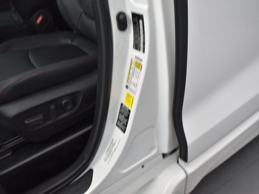 New 2025 Toyota Sienna Hybrid LE - BraunAbility Side Entry Entry Fold Out Automatic Ramp