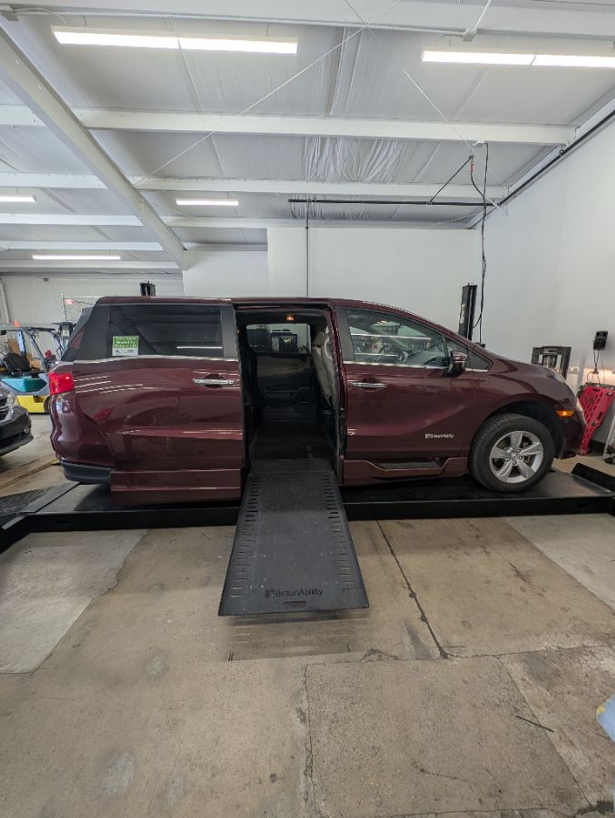 2019 Honda Odyssey EX-L's photo