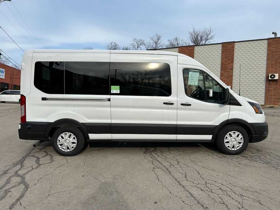 White Ford T350 image number 10