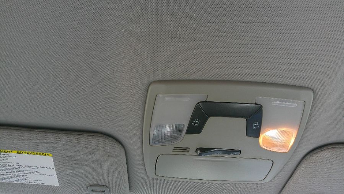 2017 TOYOTA SIENNA - Image 12