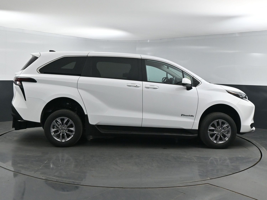 New 2025 Toyota Sienna Hybrid LE - BraunAbility Commercial Rear Entry Entry Fold Out Manual Ramp