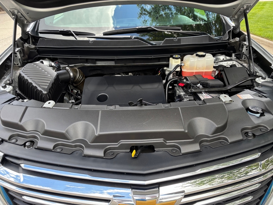 Used 2022 Chevrolet Traverse 3LT - BraunAbility Side Entry Entry In Floor Automatic Ramp