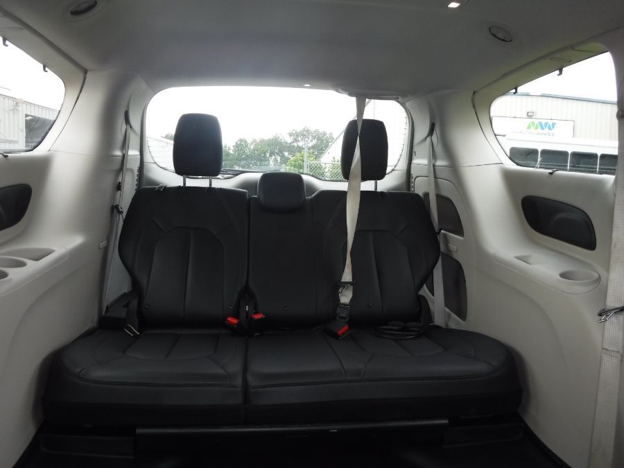 Blanco Chrysler Pacifica número de imagen 16