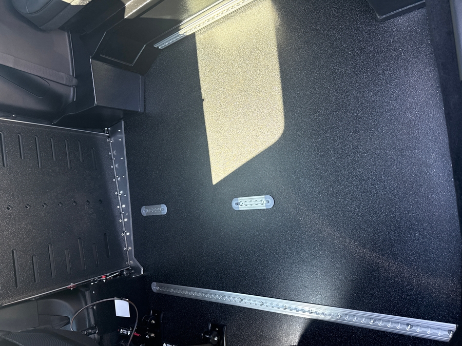 Silver Chrysler Pacifica image number 5