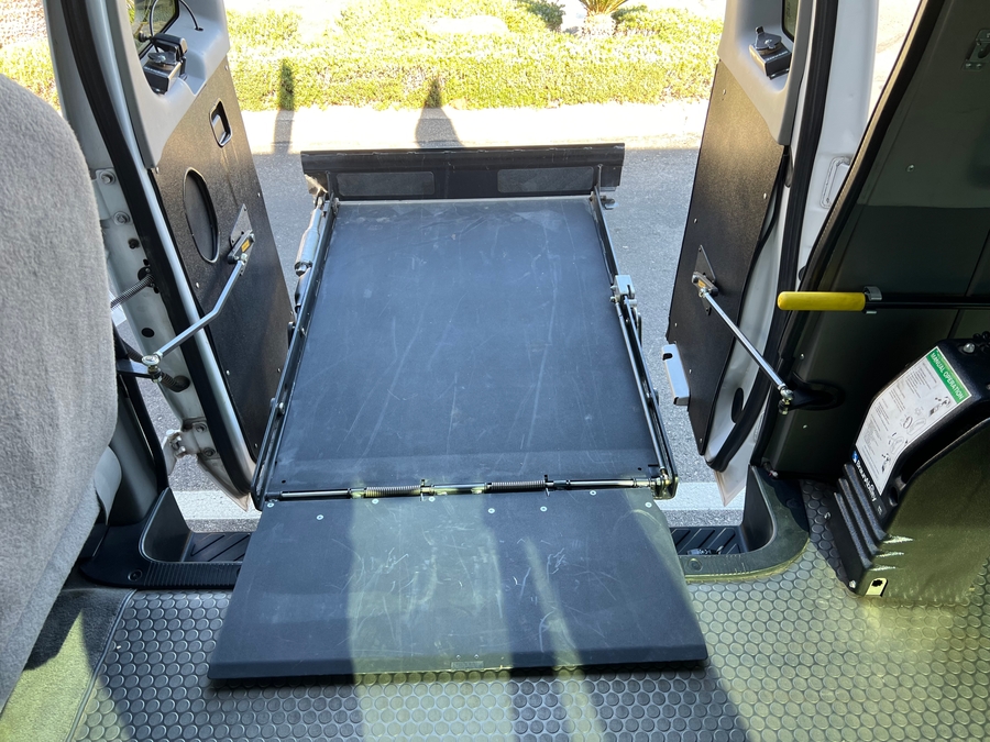 Used 2014 Ford E-Series E-350 SD XL - OTH Side Entry Entry Lift Automatic Ramp