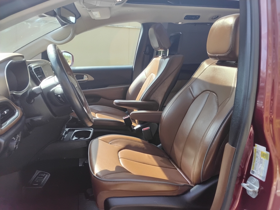 2019 CHRYSLER PACIFICA - Image 17