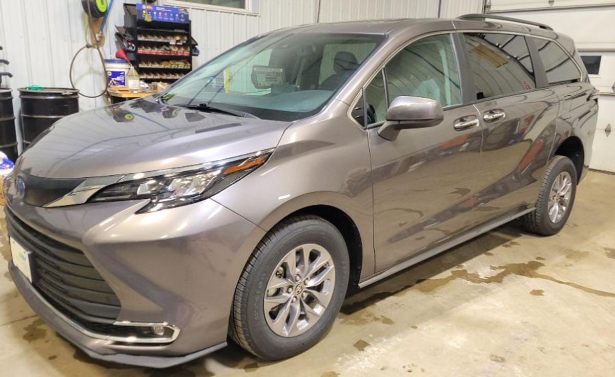 2024 TOYOTA SIENNA - Image 8