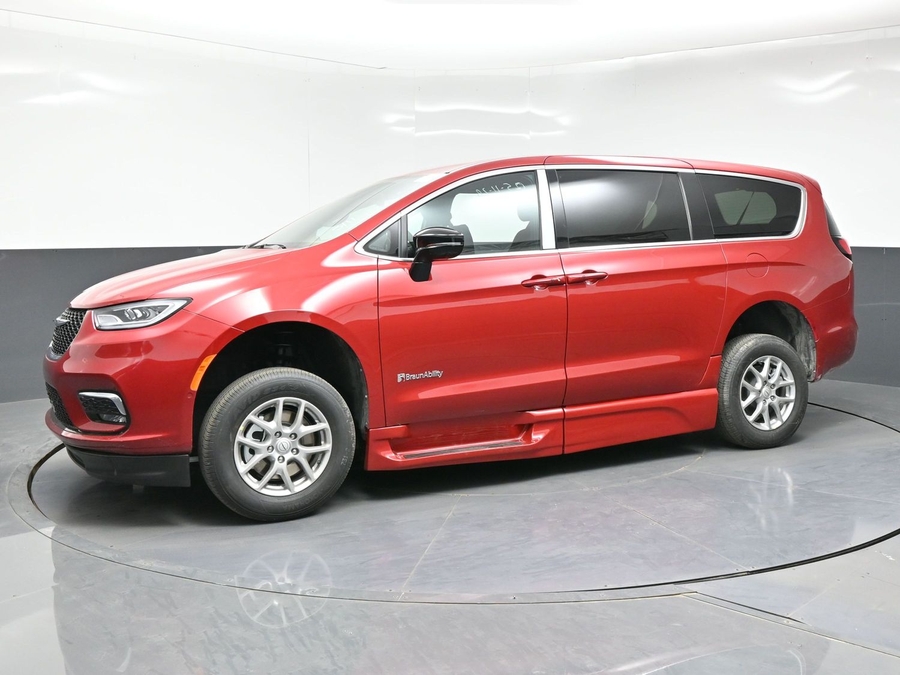 Red Chrysler Pacifica image number 11