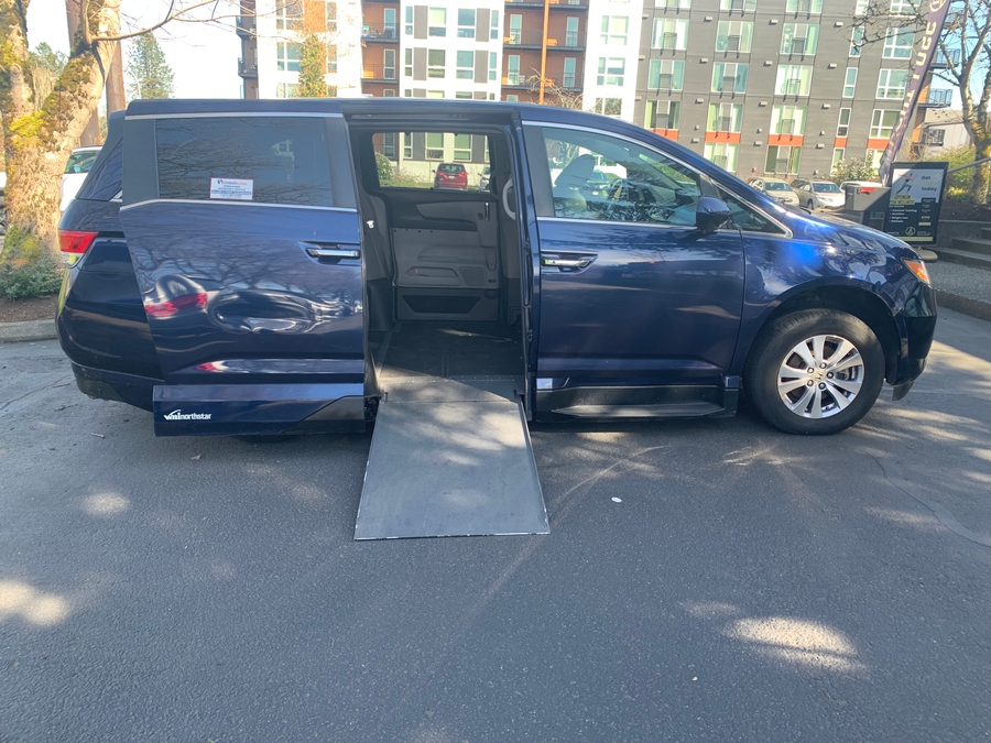 Used 2015 Honda Odyssey EX-L - VMI Side Entry Entry In Floor Automatic Ramp