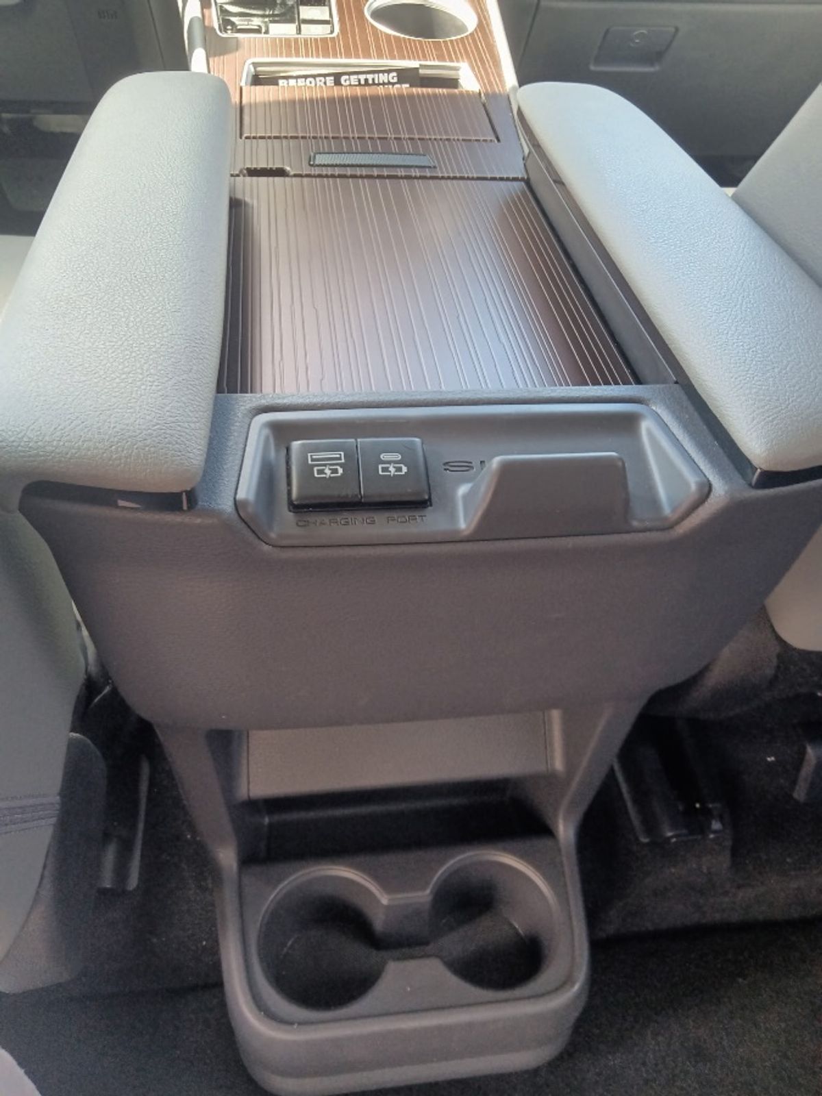 2024 TOYOTA SIENNA - Image 4