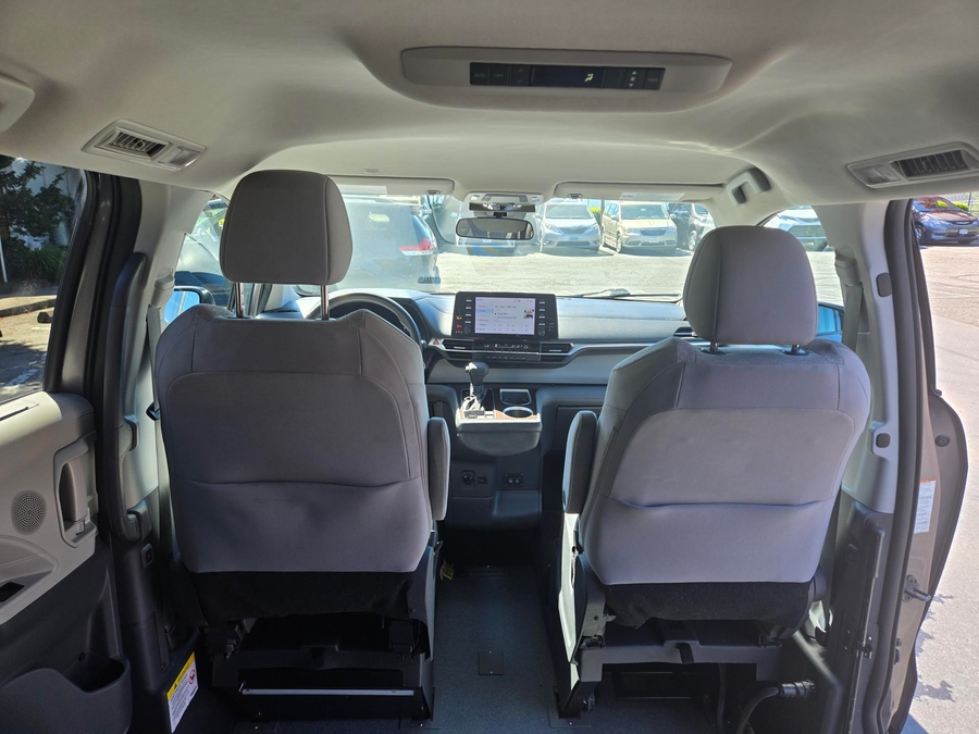 Used 2021 Toyota Sienna Hybrid LE AWD - Vantage Mobility Commercial Side Entry Entry In Floor Manual Ramp